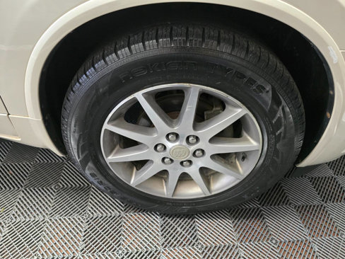 Used 2014 Buick Enclave Leather w/ Trailering Provision Package image 39