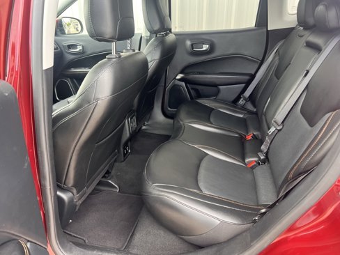 Used 2021 Jeep Compass Limited image 32