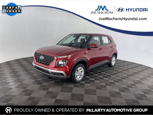 Used 2024 Hyundai Venue SE image 3
