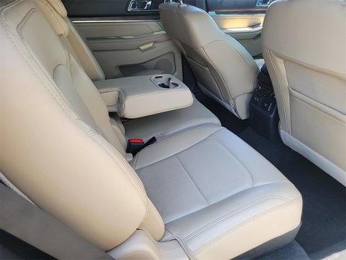 Used 2016 Ford Explorer Limited w/ Equipment Group 301A image 19