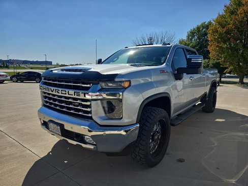 Used 2021 Chevrolet Silverado 2500 LTZ w/ LTZ Premium Package image 47