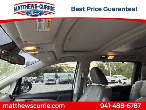 Used 2015 Honda Odyssey Touring image 11