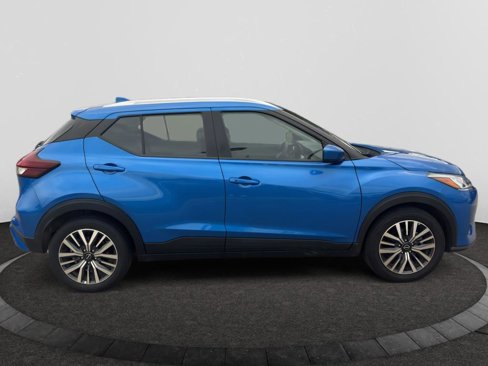 Used 2024 Nissan Kicks SV image 4