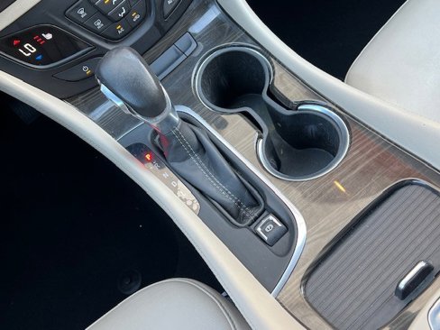 Used 2020 Buick Envision Essence w/ Experience Buick Package image 25