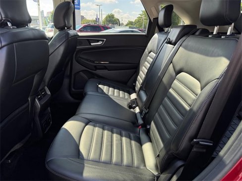 Used 2018 Ford Edge SEL w/ Equipment Group 201A image 5