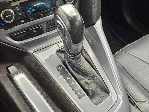 Used 2013 Ford Focus Titanium w/ Titanium Handling Pkg image 29