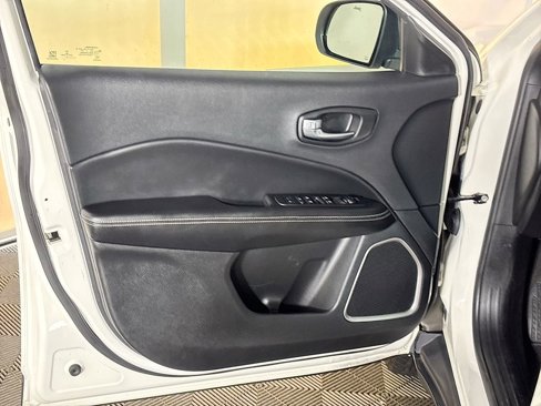 Used 2021 Jeep Compass 80th Special Edition image 10