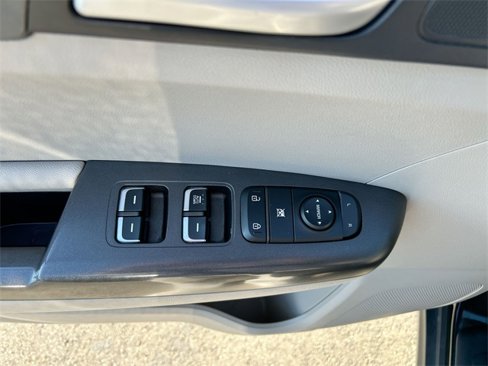 Used 2018 Kia Sportage LX w/ LX Popular Package image 22