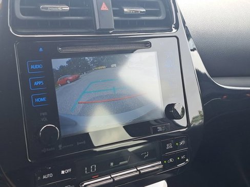 Used 2017 Toyota Prius Four image 20