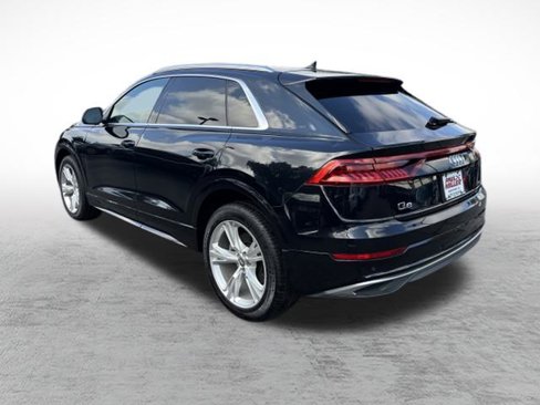 Used 2020 Audi Q8 Premium w/ Convenience Package image 5