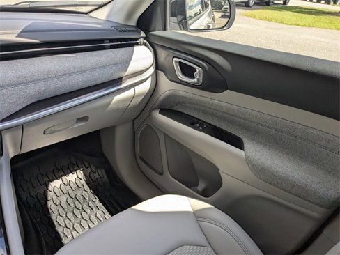 Certified 2022 Jeep Compass Latitude image 16