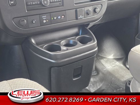 Used 2022 Chevrolet Express 2500 w/ Driver Convenience Package image 14