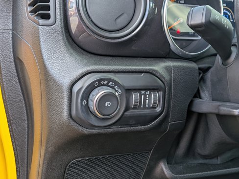 Used 2021 Jeep Wrangler Unlimited Sport image 16