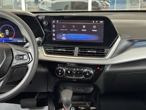 Used 2024 Chevrolet Trax LT image 24