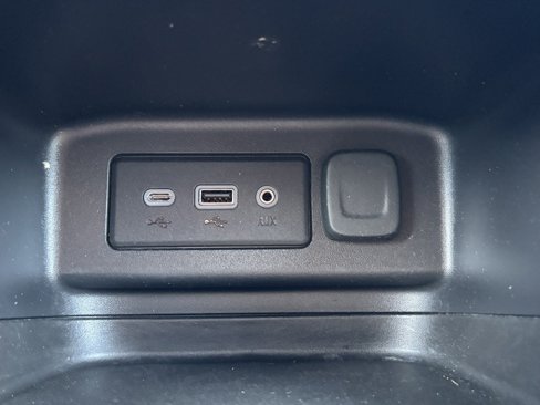 Used 2019 Chevrolet Equinox LT image 23
