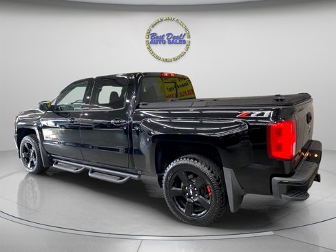 Used 2018 Chevrolet Silverado 1500 LTZ Z71 w/ Redline Edition image 5