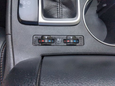 Used 2016 Toyota Highlander Limited image 41