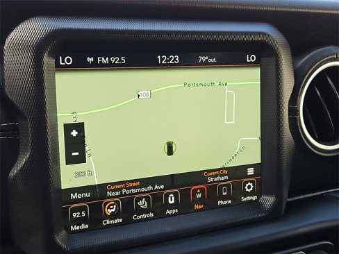Used 2021 Jeep Wrangler Unlimited Sahara w/ Dual Top Group image 17
