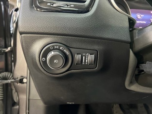 Used 2020 Jeep Compass Limited image 8