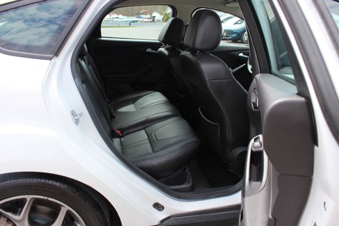 Used 2014 Ford Focus SE w/ Equipment Group 201A image 38