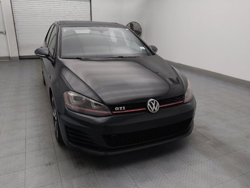 Used 2015 Volkswagen GTI SE image 14