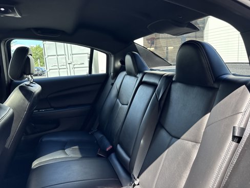 Used 2011 Chrysler 200 Limited image 29