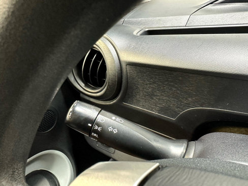 Used 2014 Toyota Prius C One image 31