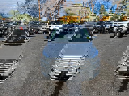 Used 2018 Ford Escape SE w/ SE Sync 3 Package image 48