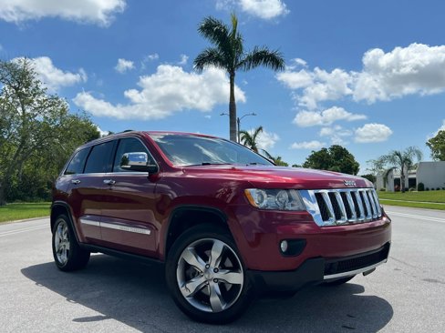 Used 2013 Jeep Grand Cherokee Overland image 49