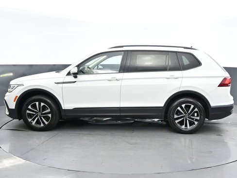 Used 2022 Volkswagen Tiguan S image 4