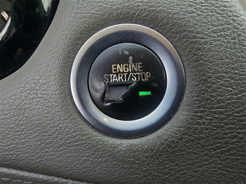 Used 2018 Cadillac XT5 Luxury image 12