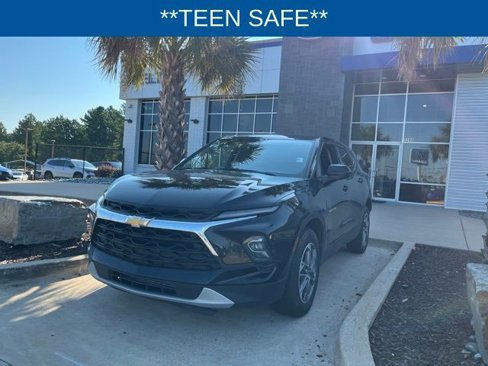 Used 2023 Chevrolet Blazer LT image 3