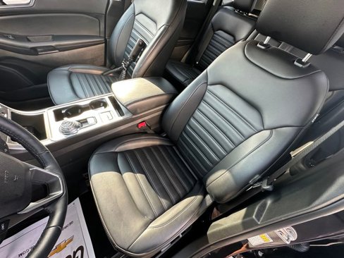 Used 2024 Ford Edge SEL image 15