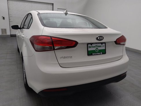 Used 2018 Kia Forte LX image 6