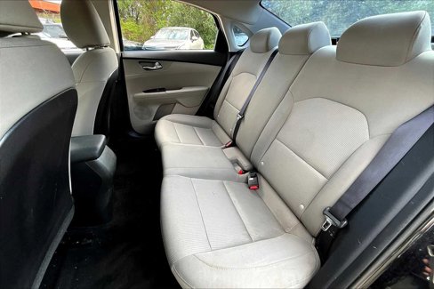 Certified 2020 Kia Forte LXS image 18