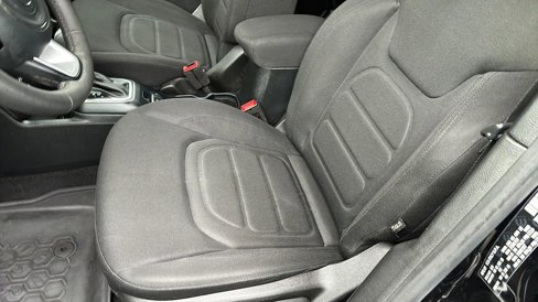Used 2019 Jeep Renegade Latitude image 31