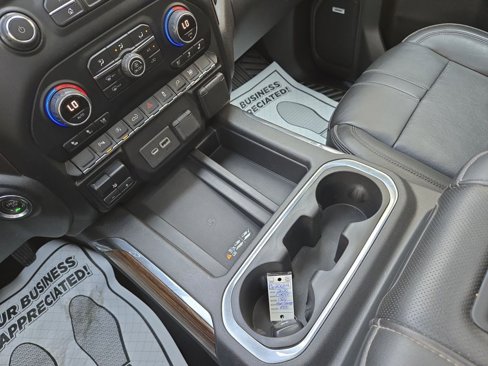 Used 2020 Chevrolet Silverado 1500 High Country image 26