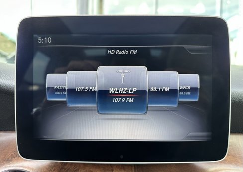 Used 2019 Mercedes-Benz GLA 250 4MATIC image 16