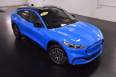 Used 2024 Ford Mustang Mach-E Premium image 9