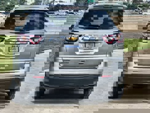 Used 2017 Chevrolet Traverse LS image 6