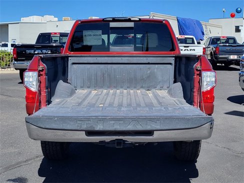 Used 2017 Nissan Titan SV image 26