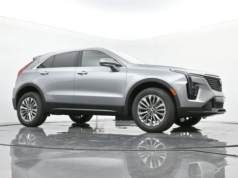 New 2025 Cadillac XT4 Premium Luxury w/ Cold Weather Package image 21