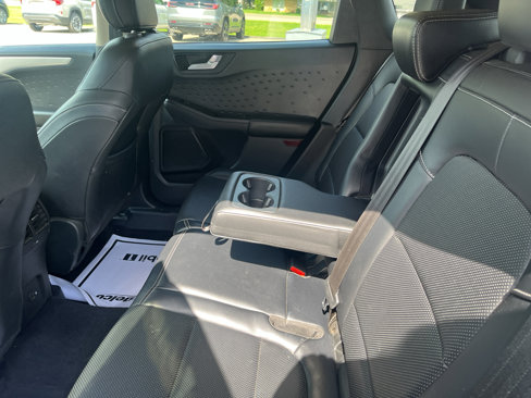 Used 2020 Ford Escape SEL image 8