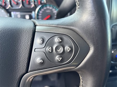 Used 2017 Chevrolet Silverado 1500 LT w/ Midnight Edition image 35