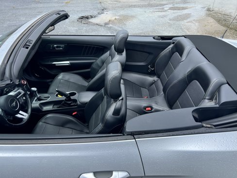 Used 2019 Ford Mustang Premium image 21