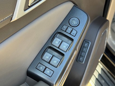 Used 2019 GMC Yukon SLT w/ Open Road Package image 27