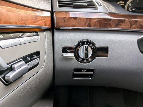 Used 2008 Mercedes-Benz S 550 4MATIC image 24