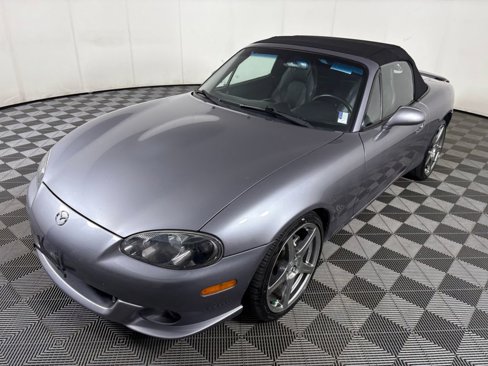 Used 2004 MAZDA MX-5 Miata MAZDASPEED w/ Grand Touring Pkg image 3