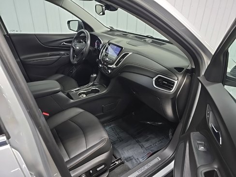 Used 2019 Chevrolet Equinox Premier image 16
