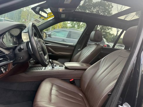 Used 2018 BMW X5 xDrive40e image 7